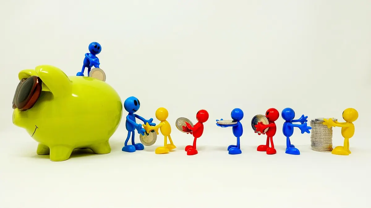 Cash ISA vs Stocks and Shares ISA: Which Is Right for a Beginner?