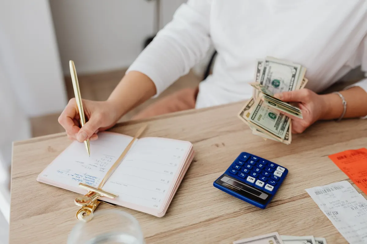 How to Build a Monthly Budget in the UK When Your Income Changes