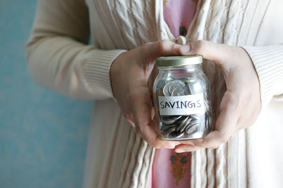 How to Save for Christmas All Year: A UK Monthly Checklist
